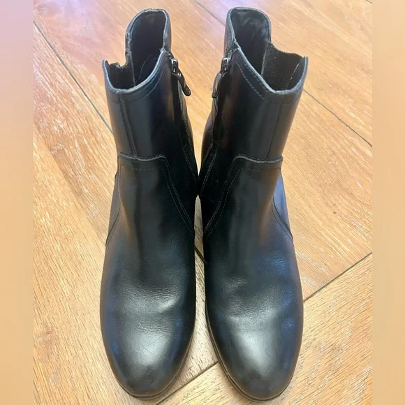 Bussla York Leather Moto Ankle Boots - Picture 2 of 6